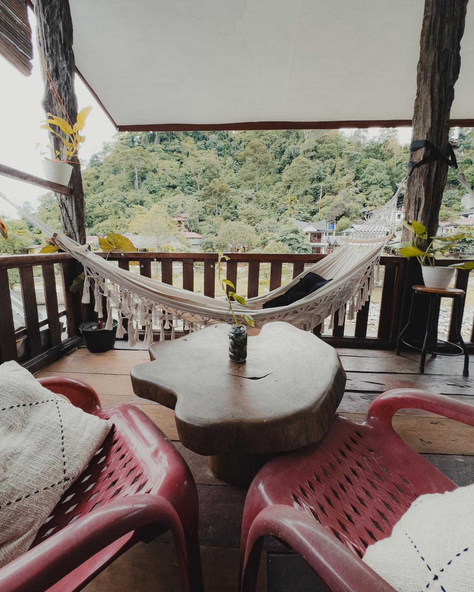 Charlys Little House Hotel Bukit Lawang Ngoại thất bức ảnh